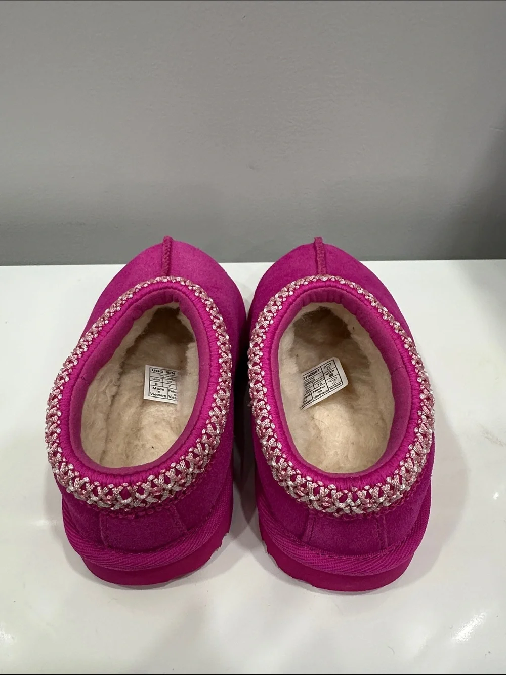 UGG Kids Slip-On Slippers in Fuchsia with Embroidered Trim